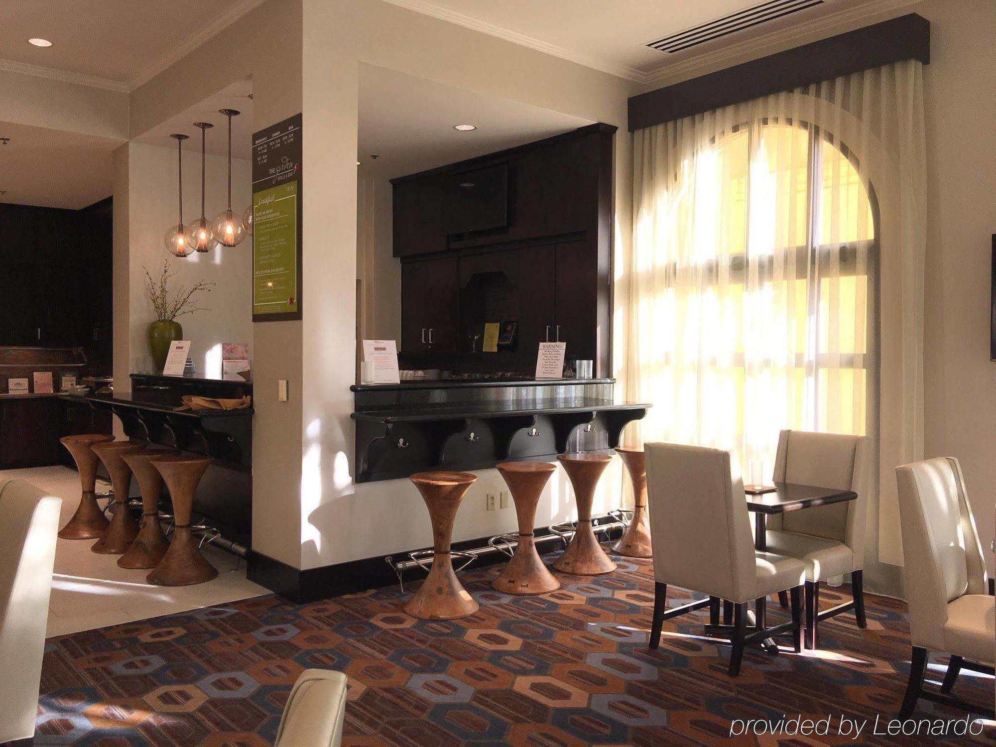 Hilton Garden Inn Купертино Экстерьер фото