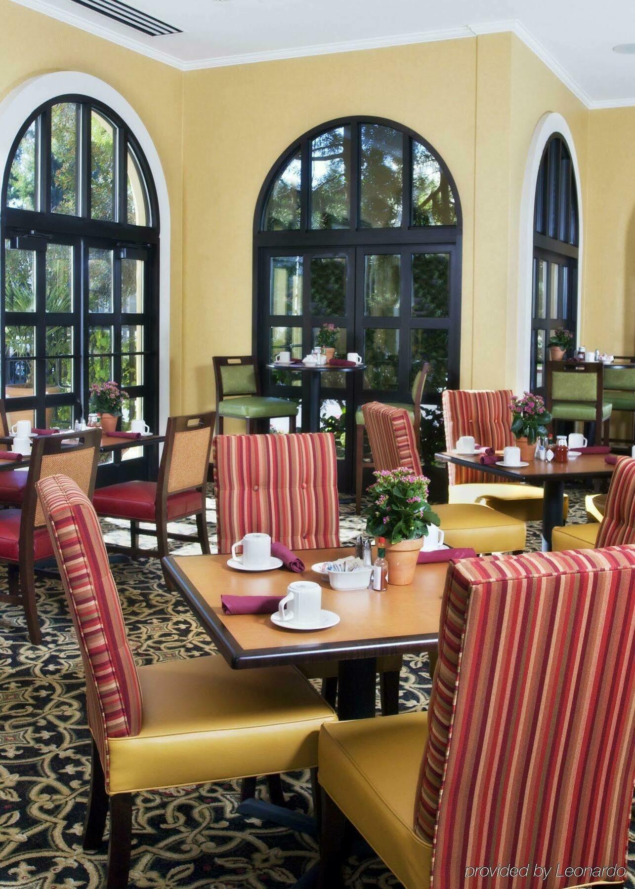 Hilton Garden Inn Купертино Экстерьер фото